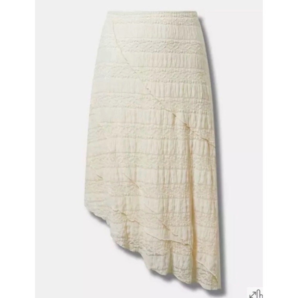 Torrid Maxi Asymmetrical Lace Skirt Cream Plus Size 4 4X 26 Boho Tiered 1056C5